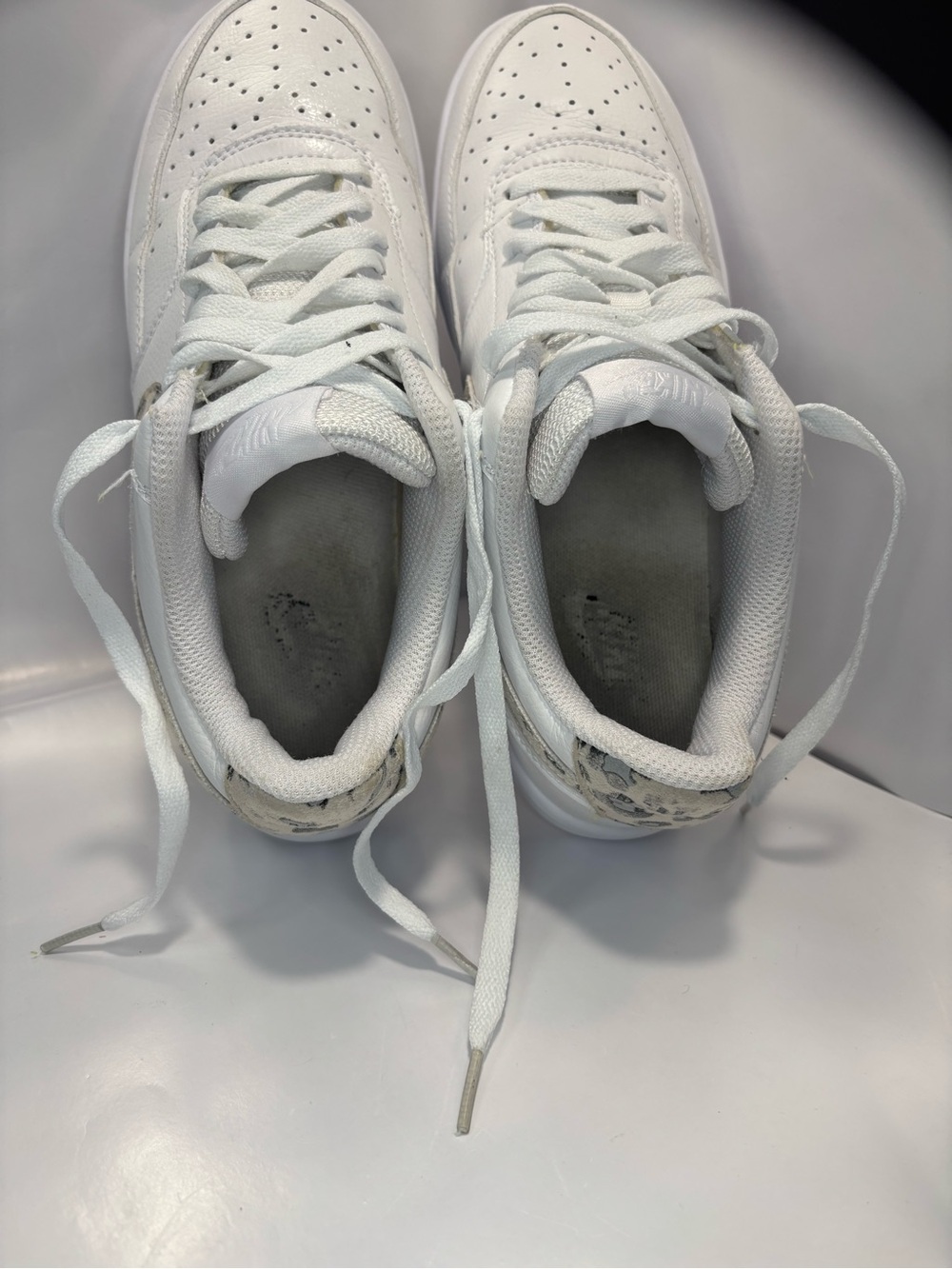Nike Women’s Size 7 Court Vision Low White Sneakers Leopard Swoosh FJ5437-133 - Picture 11 of 11